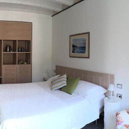 La Casa Di Andrea Relais Hotel Монтеросо ал Маре Екстериор снимка