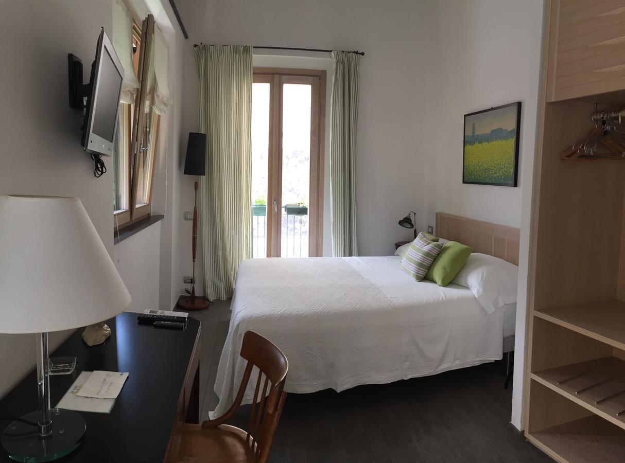 La Casa Di Andrea Relais Hotel Монтеросо ал Маре Екстериор снимка