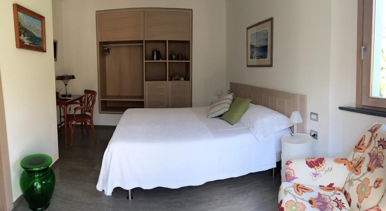 La Casa Di Andrea Relais Hotel Монтеросо ал Маре Екстериор снимка